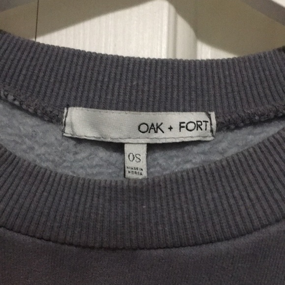 Oak and Fort sweatshirt - Picture 3 of 5